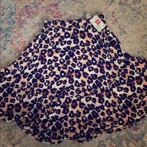 H&M Silky Leopard Skirt NWT size SMALL